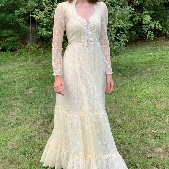 Gunne Sax Romantic Cream Lace Long Dress, S. - Picture 5 of 16